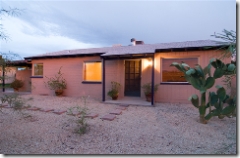 front of 4826 e 18th st in tucson arizona