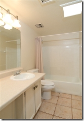 hall bathroom of 6720 e fayette